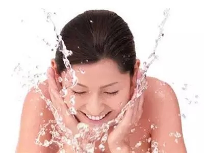 夏季畅爽洗，格林姆斯电热水器